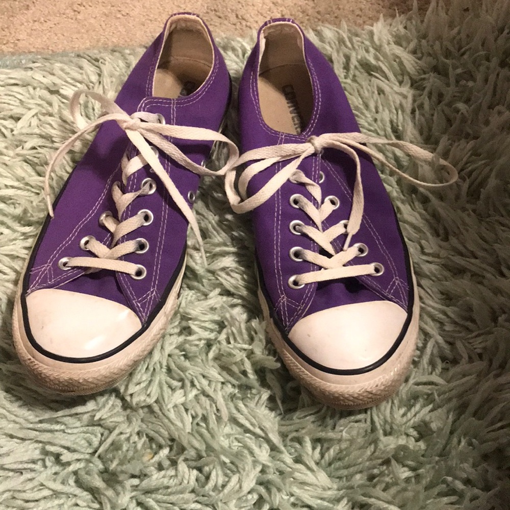 Men’s 8 purple converse